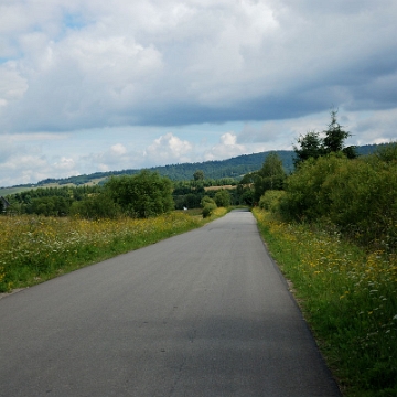 smolnik2016a Smolnik, początek wsi od strony szosy Komańcza - Cisna, 2016 (foto: P. Szechyński)