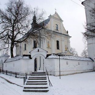 uherce2009a Uherce, barokowy kościół parafialny z 1757r., zima 2009 (foto: P. Szechyński)