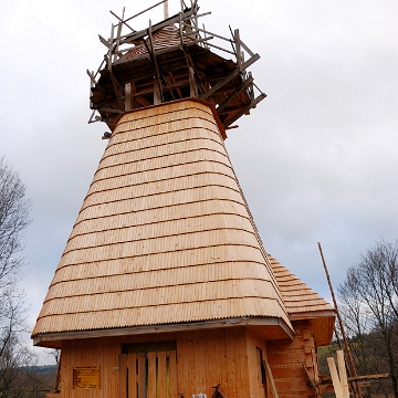 wmichowa2009z27 Wola Michowa, kościół rzymskokatolicki w budowie, 2009 (foto: P. Szechyński)