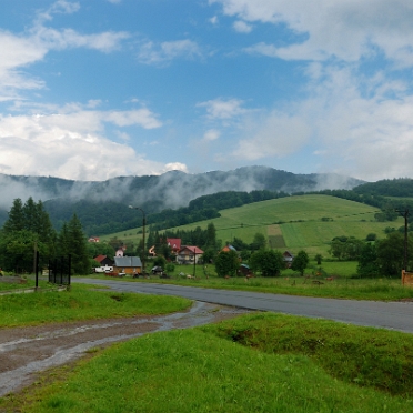 Terka wieś w dolinie Solinki, między Cisną a Bukowcem