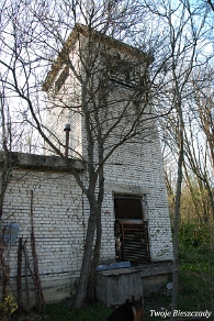 komancza2009m Komańcza, stare zabudowania kamieniołomu, 2009 (foto: P. Szechyński)