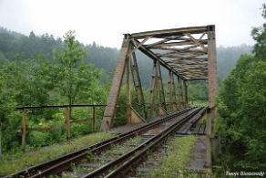 komancza2010k Komańcza, most kolejowy przy kamieniołomie, 2010 (foto: P. Szechyński)