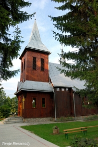 komancza2012k Komańcza, kościół rzymskokatolicki, 2012 (foto: P. Szechyński)