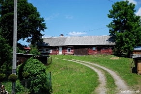 komancza2019u Komańcza, okolice cerkwi greckokatolickiej, 2019 (foto: P. Szechyński)