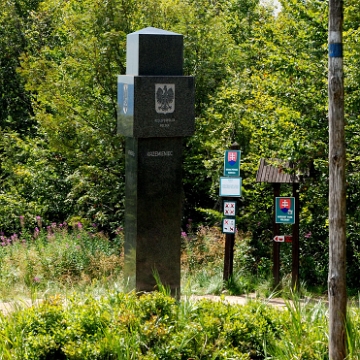 riaba2012z4 Krzemieniec, Kremenaros - trójstyk trzech granic (foto: P. Szechyński)