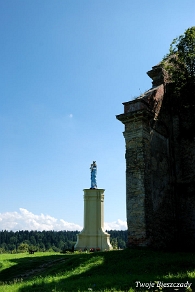 zagorz2010i Zagórz, ruiny klasztoru, 2010 (foto: P. Szechyński)