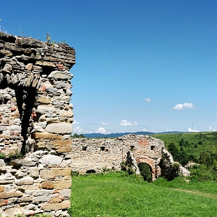 zagorz2010j Zagórz, ruiny klasztoru, 2010 (foto: P. Szechyński)