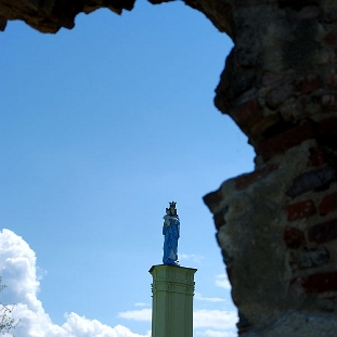 zagorz2010z9 Zagórz, ruiny klasztoru, 2010 (foto: P. Szechyński)