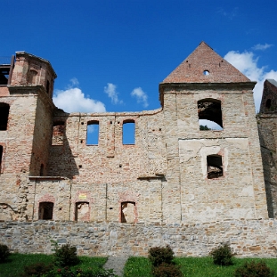 zagorz2017c Zagórz, ruiny klasztoru, 2017 (foto: P. Szechyński)