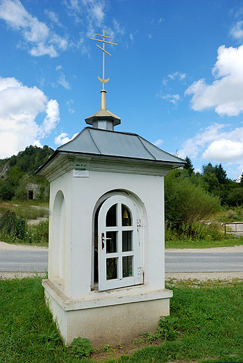 Kapliczka w Bóbrce