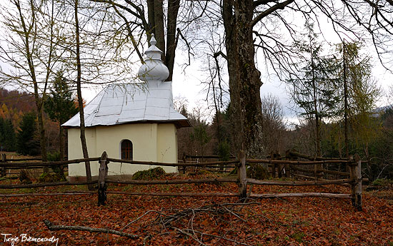 Kapliczka w Maniowie