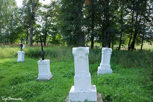 Cmentarz w Bystrem k.Czarnej - nagrobki