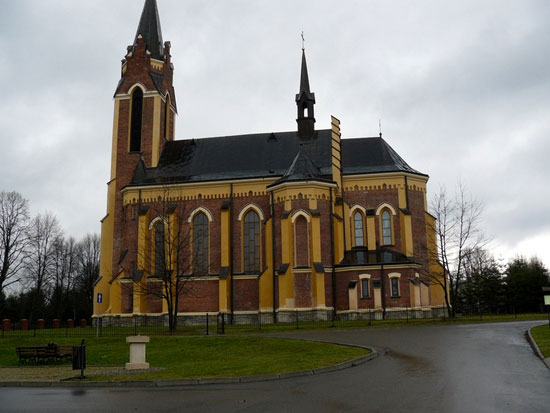 Lutowiska kościół